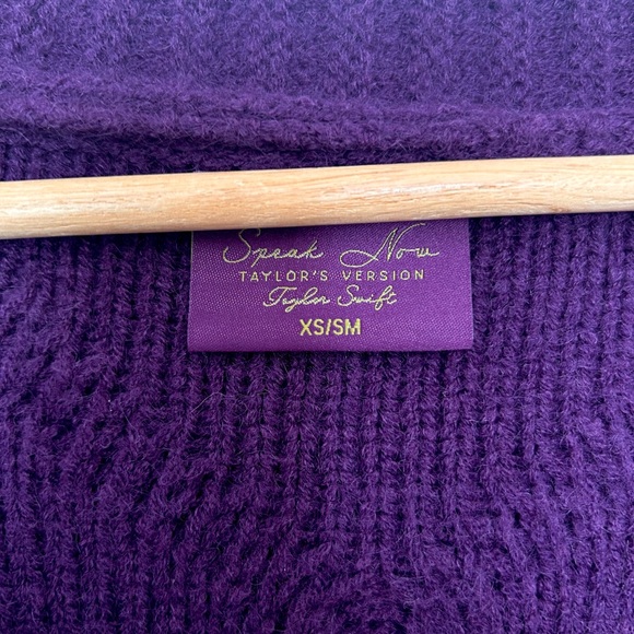 Taylor Swift “Speak Now (Taylor’s Version)” Limited-Edition Cardigan (XS/S) - Picture 3 of 3